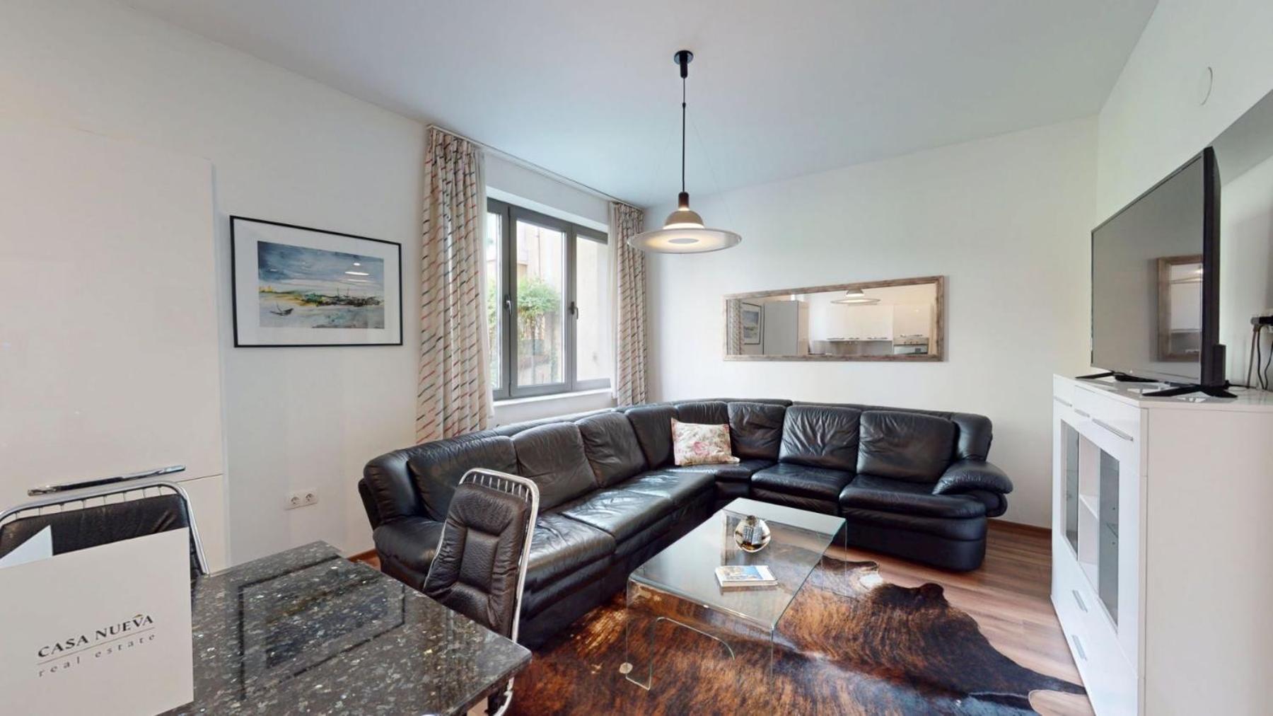 A Lovely 2 Bedroom Apartment In The Heart Of Sofia Exterior photo